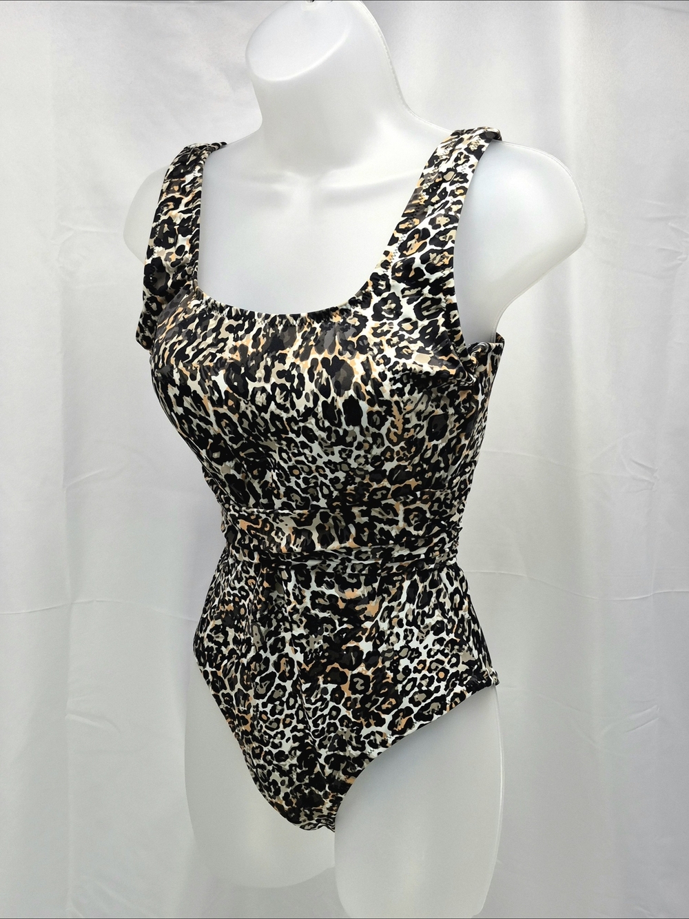 NWOT Swimsuits For All Leopard Print Crossover Wrap One Piece Swimsuit Size 6